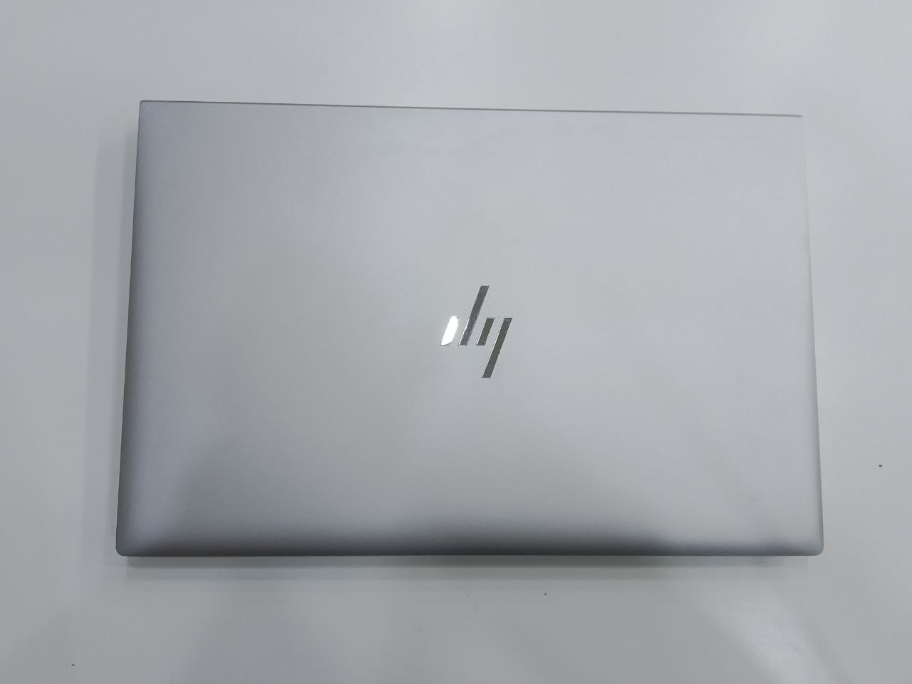 HP ELITEBOOK x360 1040 G7 - Image 4